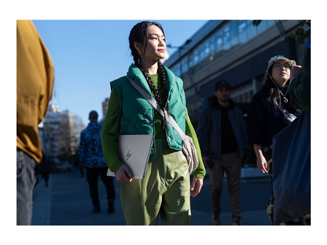 HP OB 7 16-az0004nm 7 240H 16i 32GB 1TB Cijena