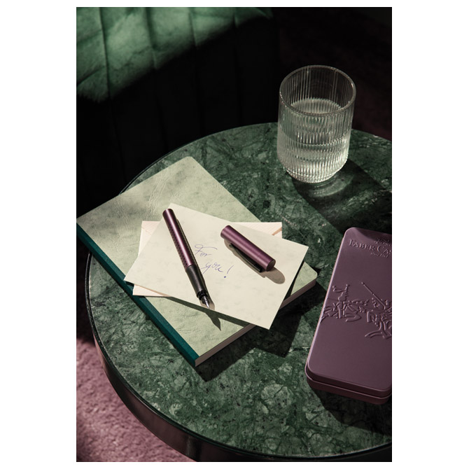 Garnitura olovka kemijska+nalivpero Grip 2011 Edition u met.kut. Faber Castell 201530 bordo Cijena