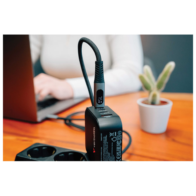 Kabel magnetski s zaslonom USB-C na USB-C 100W 120 cm Verbatim 31848 crni Cijena